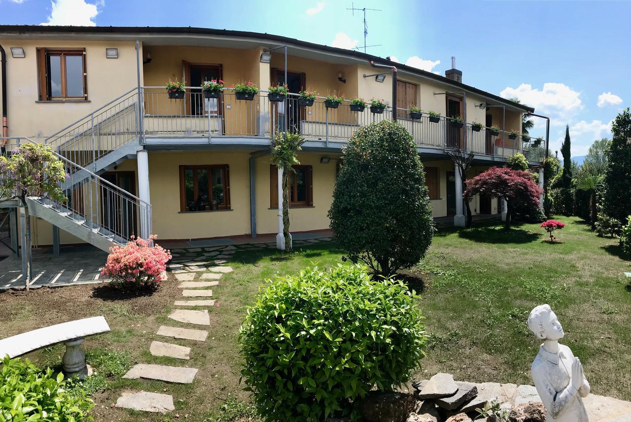 Ostello Casa Emmaus Maccagno Kültér fotó