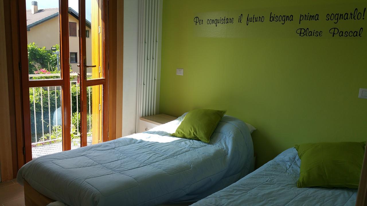 Ostello Casa Emmaus Maccagno Kültér fotó