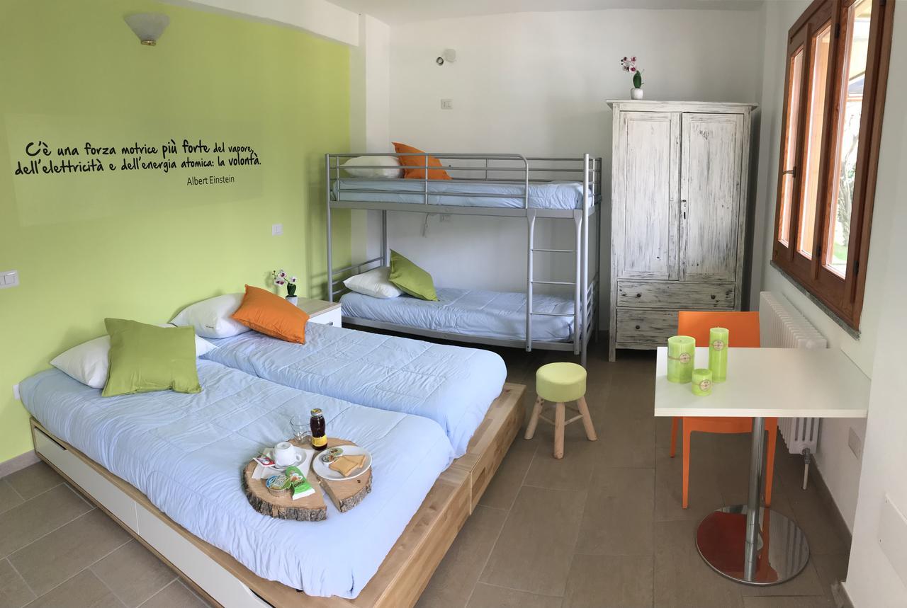 Ostello Casa Emmaus Maccagno Kültér fotó