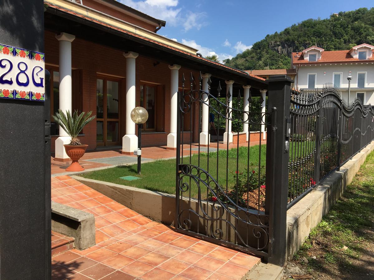 Ostello Casa Emmaus Maccagno Kültér fotó